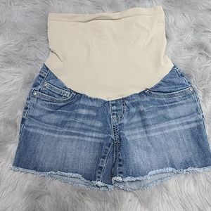 Maternity shorts xs